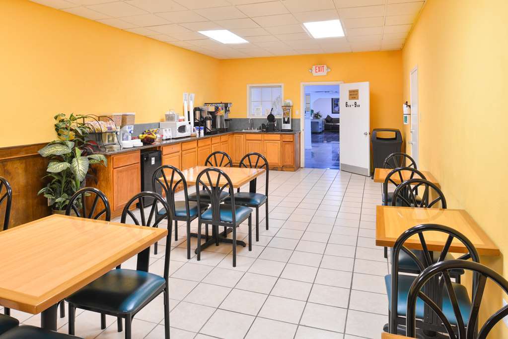 Americas Best Value Inn Clute Fasilitas foto